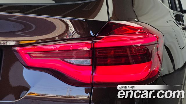 BMW X3 2020 — photo 9