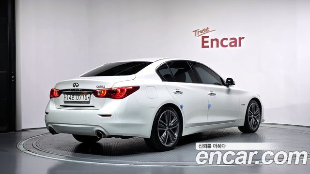 Infiniti Q50 2015 — photo 2