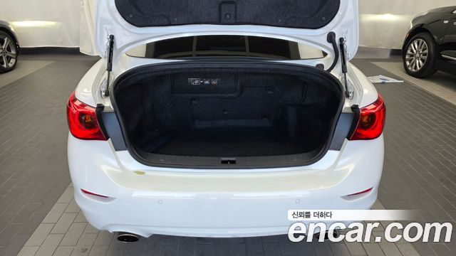 Infiniti Q50 2015 — photo 20