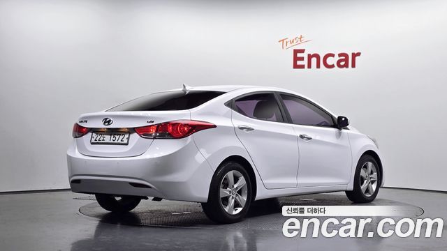 Hyundai AVANTE 2014 — photo 2