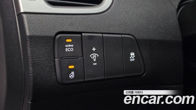 Hyundai AVANTE 2014 — photo 20