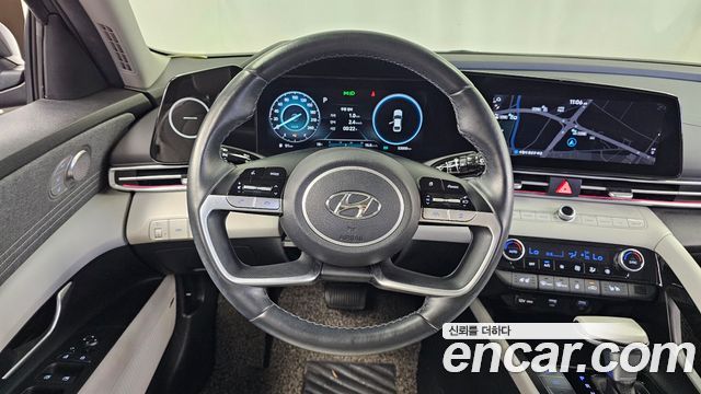 Hyundai AVANTE 2022 — photo 13