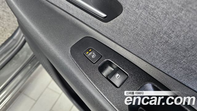 Hyundai AVANTE 2022 — photo 18