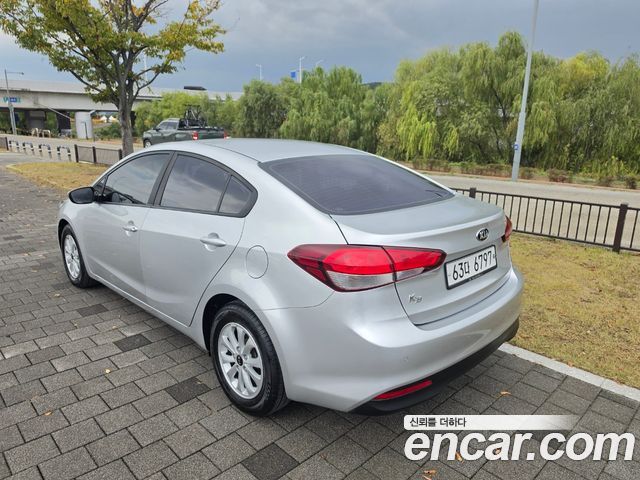 Kia K3 2018 — photo 4