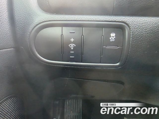 Kia K3 2018 — photo 15