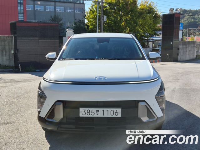 Hyundai Kona 2023 — photo 3