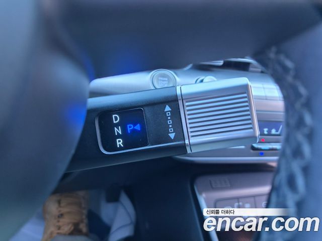 Hyundai Kona 2023 — photo 9