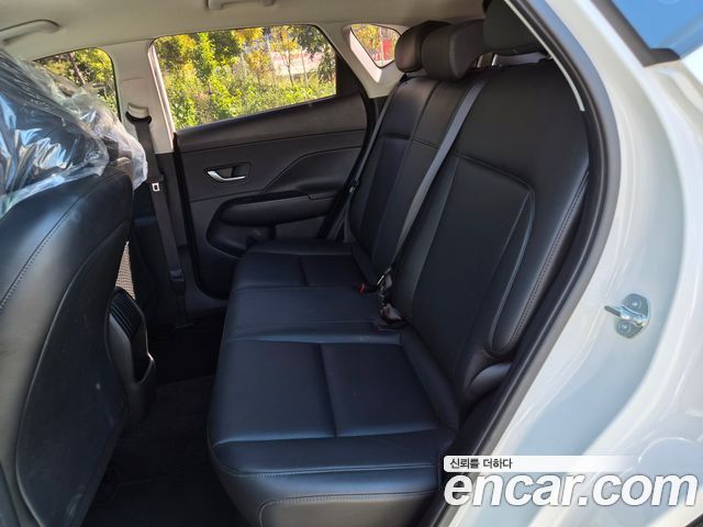 Hyundai Kona 2023 — photo 17