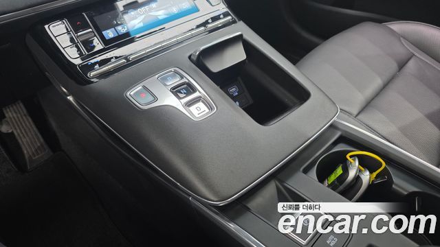 Hyundai Grandeur 2023 — photo 9