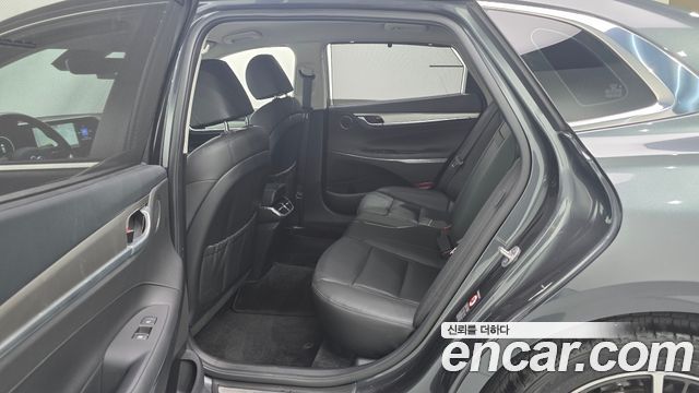 Hyundai Grandeur 2023 — photo 11