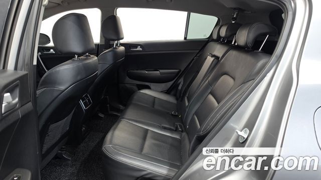 Kia Sportage 2019 — photo 17