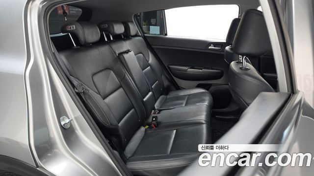 Kia Sportage 2019 — photo 25