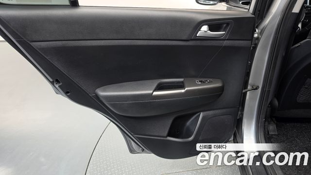 Kia Sportage 2019 — photo 15