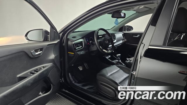 Kia Stonic 2019 — photo 13