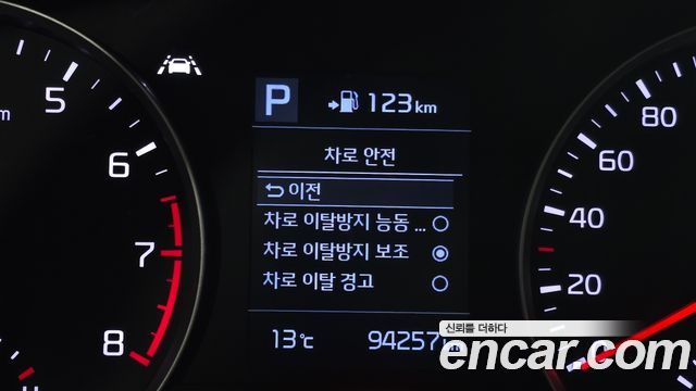 Kia Stonic 2019 — photo 25