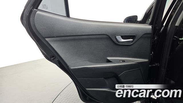 Kia Stonic 2019 — photo 15