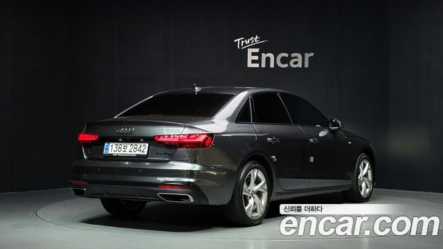 Audi A4 2020 — photo 2