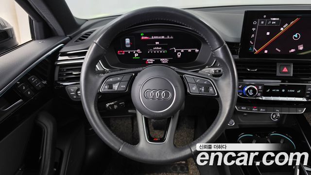 Audi A4 2020 — photo 18
