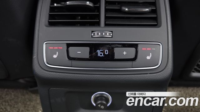 Audi A4 2020 — photo 25