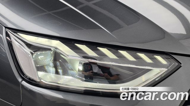 Audi A4 2020 — photo 8