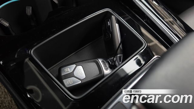 Audi A4 2020 — photo 32
