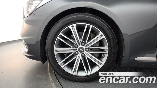 Genesis G80 2017 — photo 5
