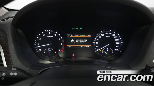 Genesis G80 2017 — photo 8
