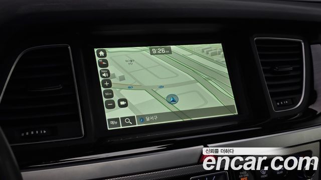 Genesis G80 2017 — photo 13