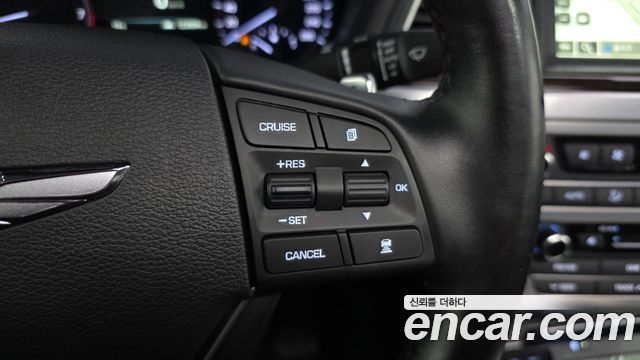 Genesis G80 2017 — photo 17