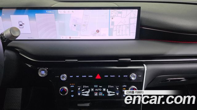 Genesis G80 2025 — photo 15