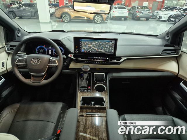 Toyota Sienna 2025 — photo 16
