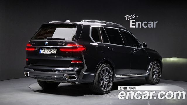 BMW X7 2024 — photo 2