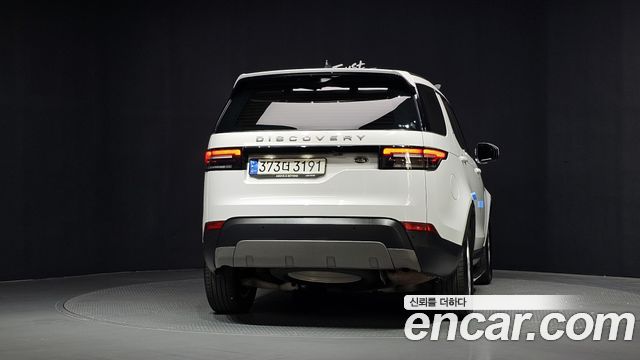 Land Rover Discovery 2020 — photo 4