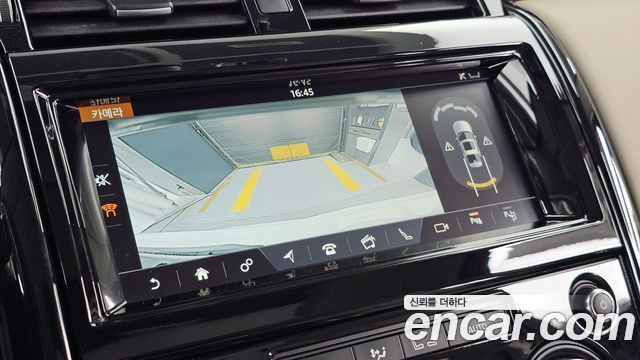 Land Rover Discovery 2020 — photo 21
