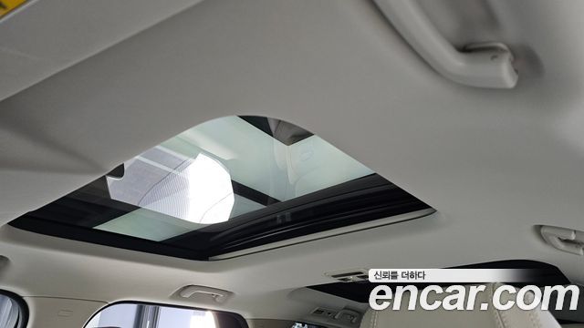 Land Rover Discovery 2020 — photo 24