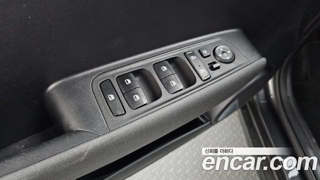 Hyundai Casper 2023 — photo 28