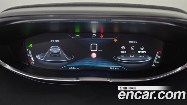 Peugeot 3008 2019 — photo 11