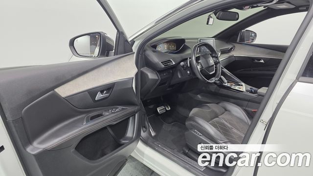 Peugeot 3008 2019 — photo 13