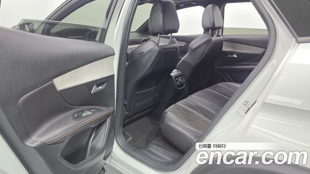 Peugeot 3008 2019 — photo 18