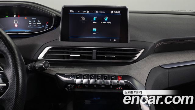 Peugeot 3008 2019 — photo 19