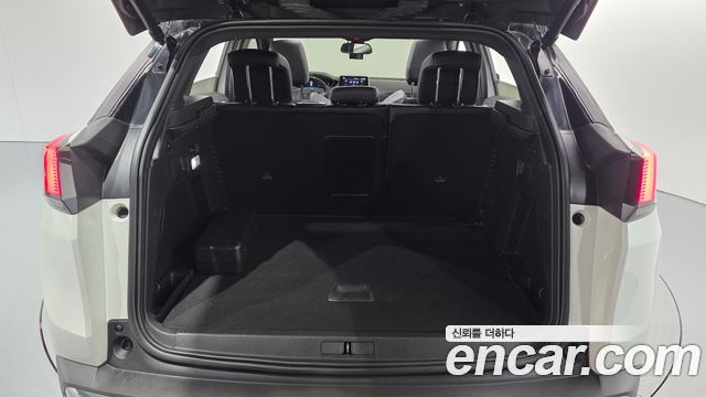 Peugeot 3008 2019 — photo 26