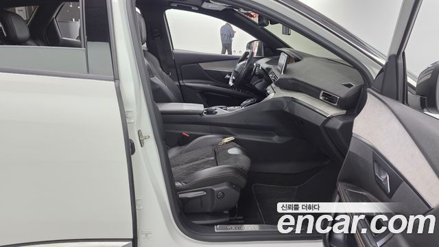 Peugeot 3008 2019 — photo 16