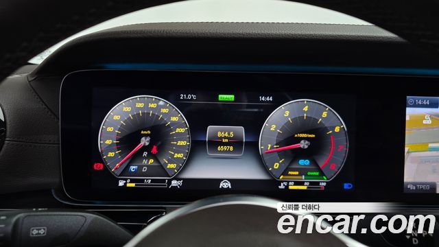 Mercedes-Benz CLS-Class 2019 — photo 11