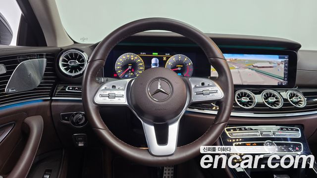 Mercedes-Benz CLS-Class 2019 — photo 18