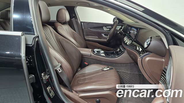 Mercedes-Benz CLS-Class 2019 — photo 16