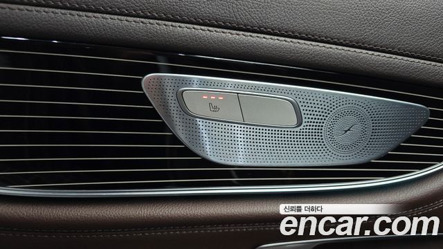Mercedes-Benz CLS-Class 2019 — photo 29