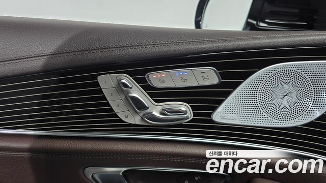 Mercedes-Benz CLS-Class 2019 — photo 30