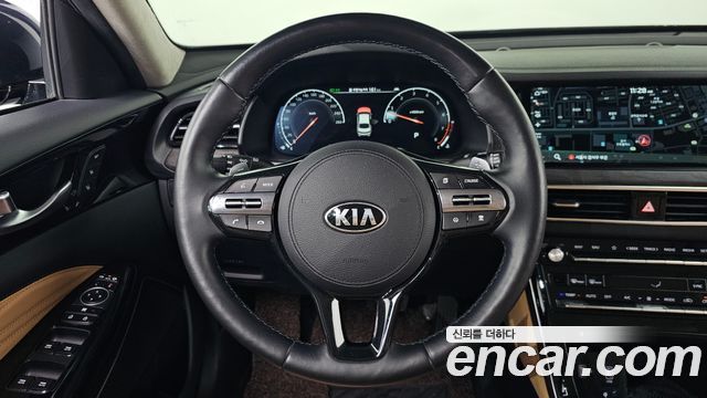 Kia K7 2020 — photo 19