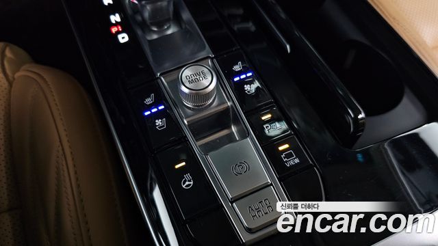 Kia K7 2020 — photo 24