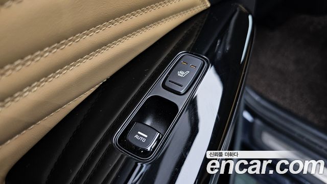 Kia K7 2020 — photo 25